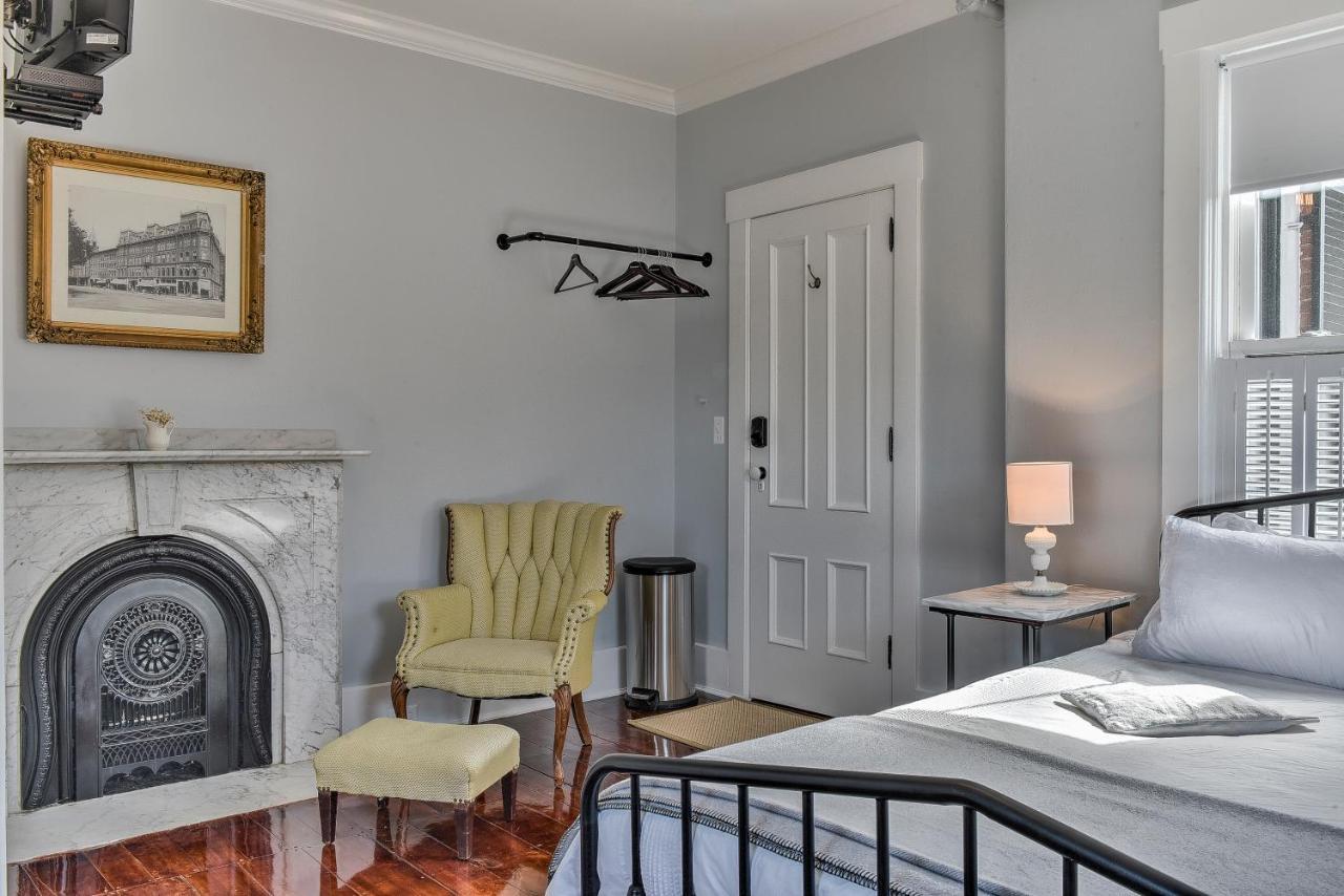 The Burrell House Hotell Keene Eksteriør bilde