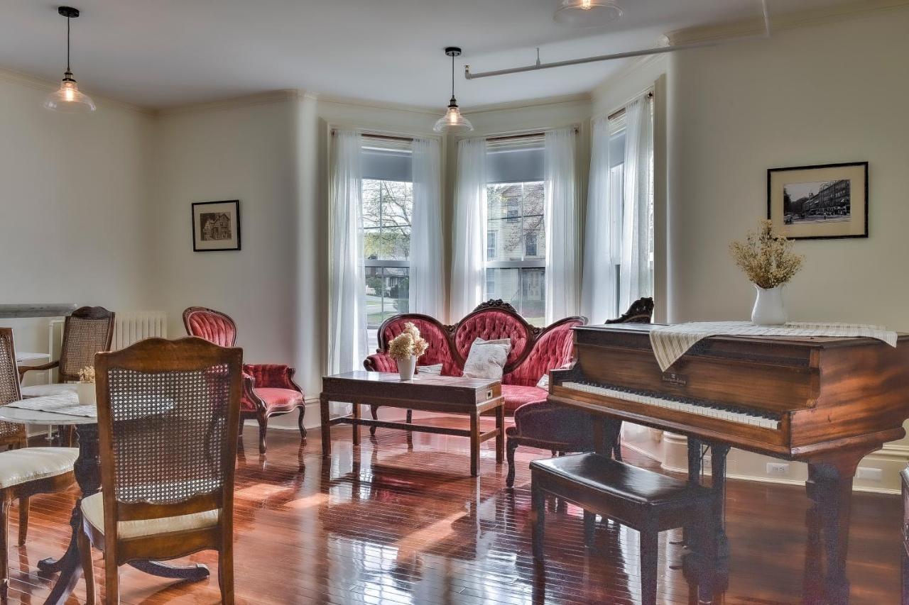 The Burrell House Hotell Keene Eksteriør bilde